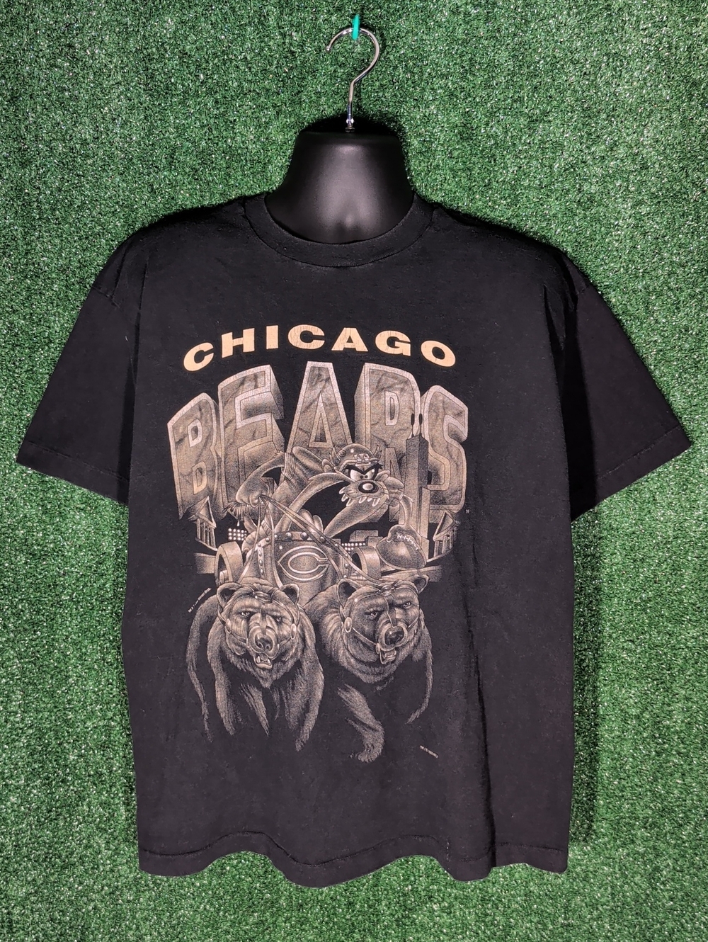 Vintage 1993 Chicago Bears Looney Tunes Taz Shirt Single Stitch Size XL